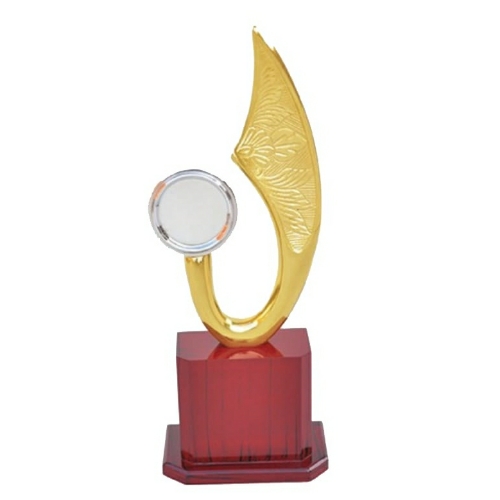 TROPHY 34551 29cms - best corporate gifts for clients In Bangalore