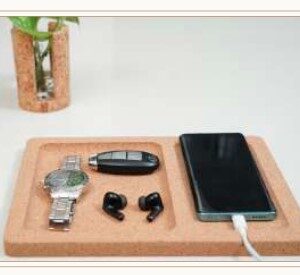 DESKTOP ORGANIZER 1