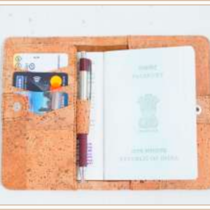 CORK PASSPORT HOLDER PREMIA